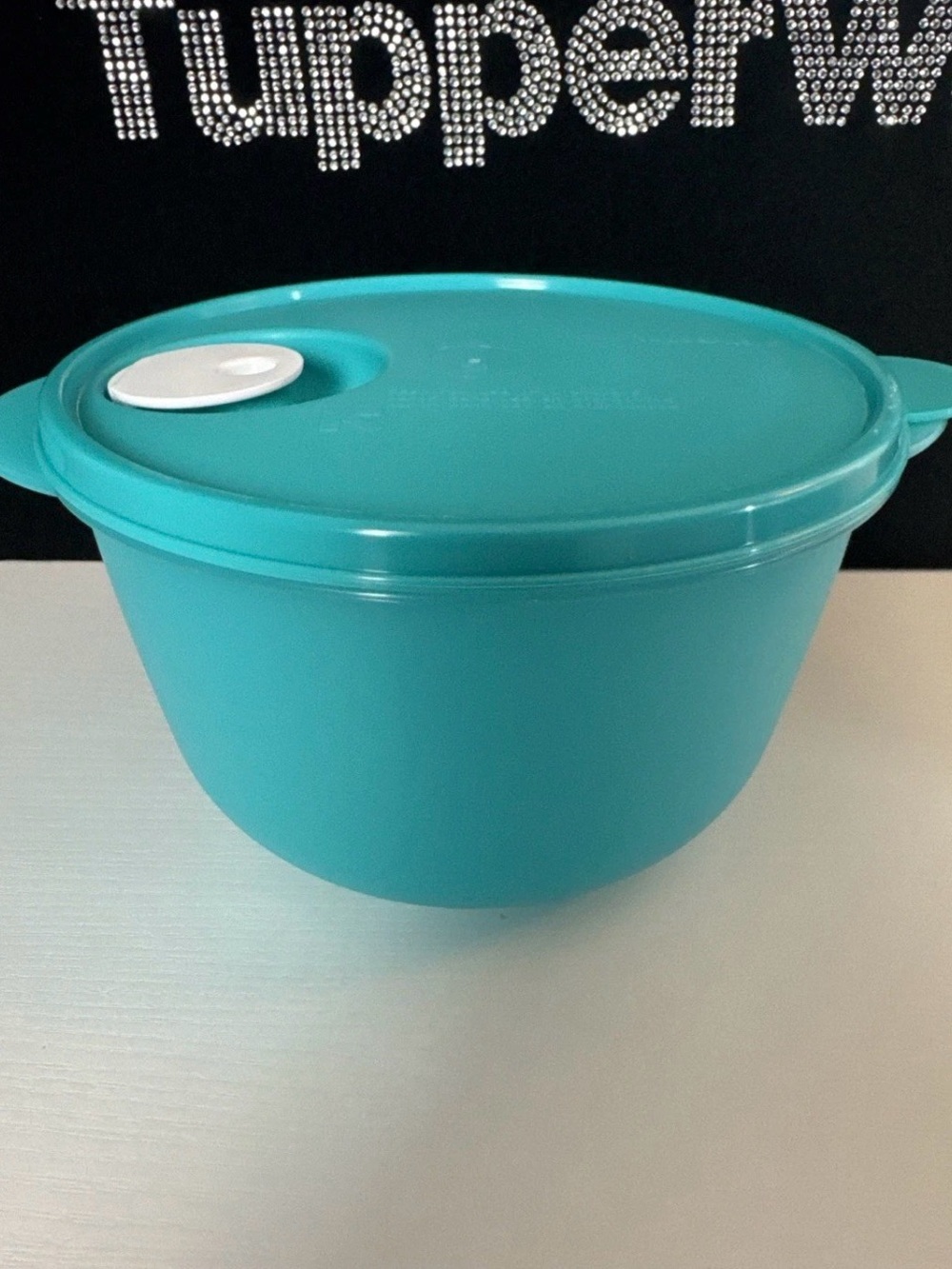 Tupperware CrystalWave Plus 7.5 Cup 1.8L Microwave Bowl with Vent New